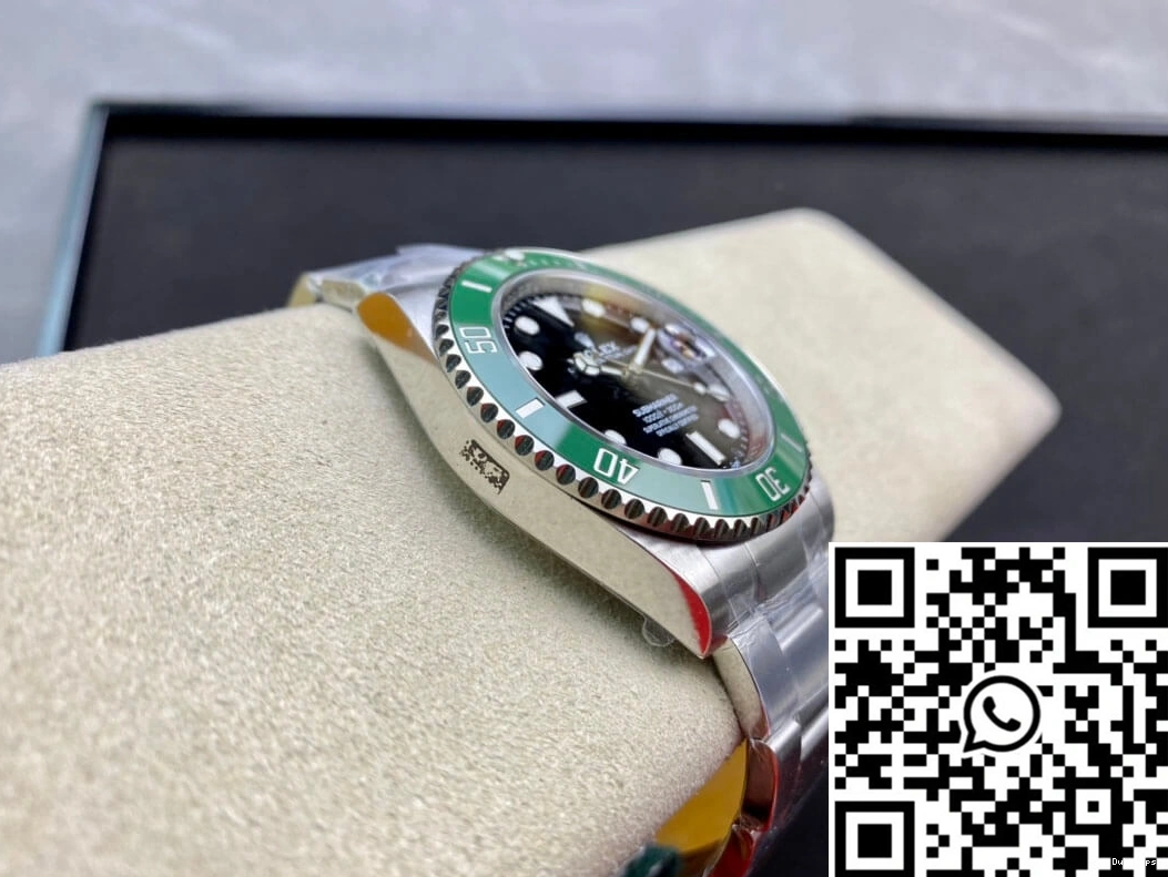 VS Factory Bezel Green Submariner M126610LV-0002 Rolex 1230